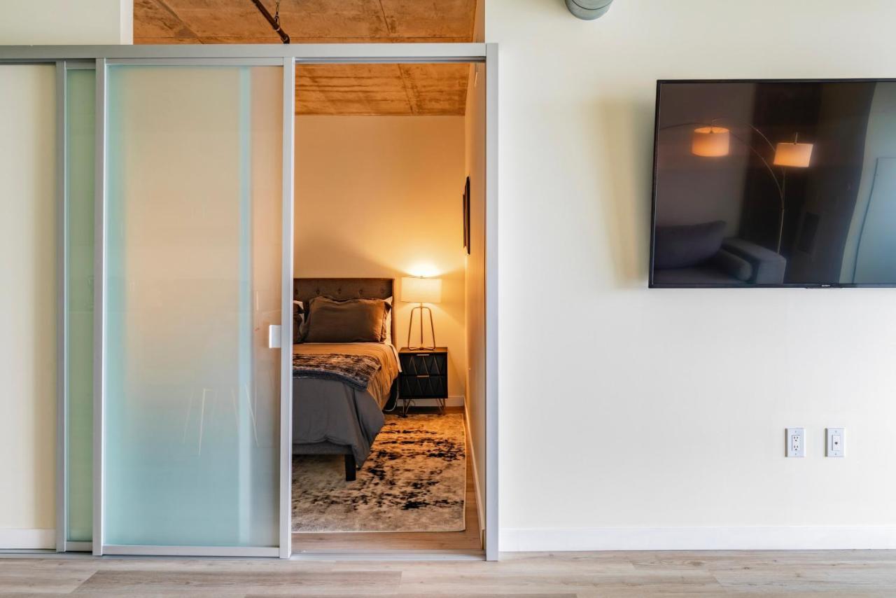 New 2Br Upscale Hollywood Apartment Лос-Анджелес Экстерьер фото